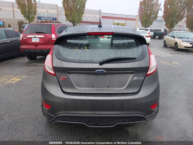 Ford FIESTA ST 2016 3FADP4GX1GM106140 Image 17