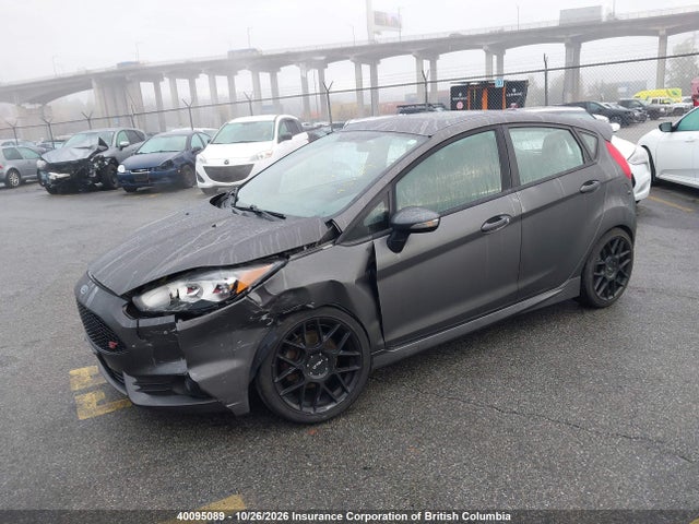 Ford FIESTA ST 2016 3FADP4GX1GM106140 Image 2