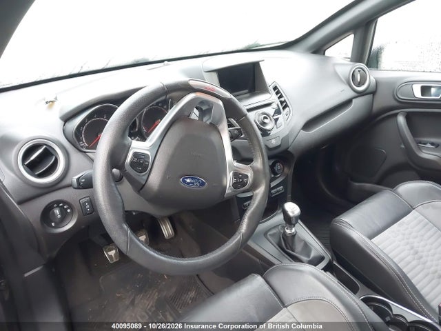 Ford FIESTA ST 2016 3FADP4GX1GM106140 Image 22