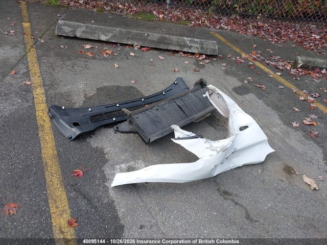 Tesla Model Y 2022 7SAYGDEFXNF512931 Image 12