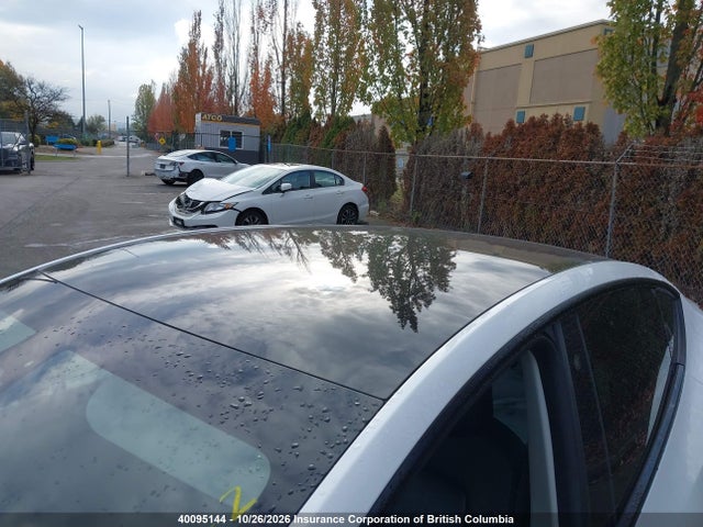 Tesla Model Y 2022 7SAYGDEFXNF512931 Image 19