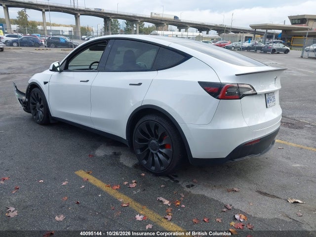 Tesla Model Y 2022 7SAYGDEFXNF512931 Image 3