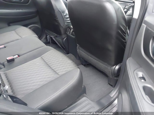 Nissan Rogue 2017 5N1AT2MV3HC768333 Image 8