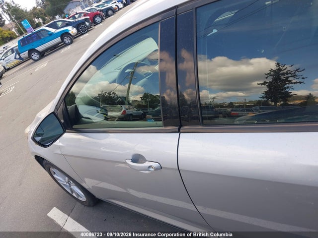 1FADP3K27HL330134 Ford FOCUS SE