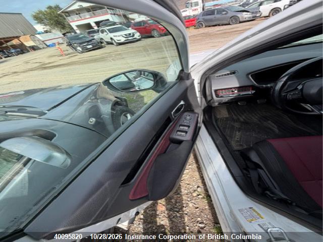 Honda Civic 2022 2HGFE1E51NH080208 Image 10