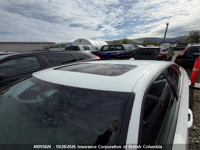 Honda Civic 2022 2HGFE1E51NH080208 Image 8