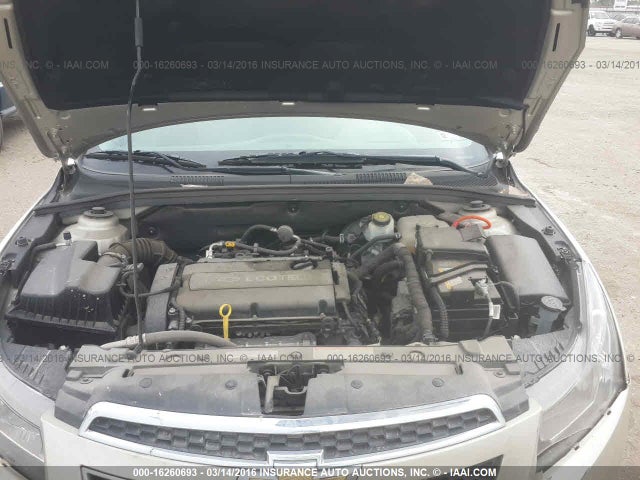 1G1PA5SH8E7230310 Chevrolet Cruze Ls Auto