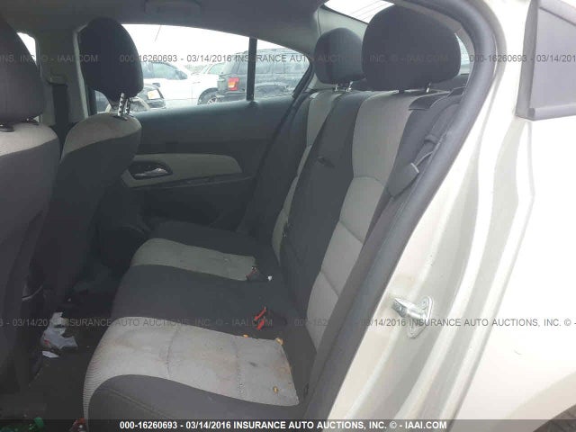 1G1PA5SH8E7230310 Chevrolet Cruze Ls Auto