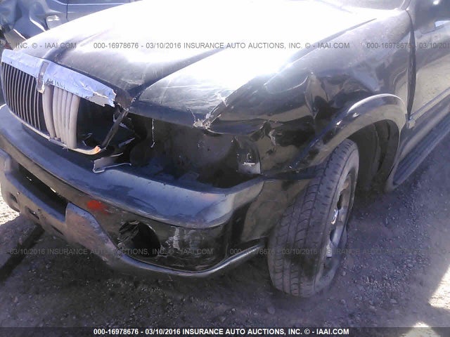 16978676 :رقم المزاد ، 5LMFU28L0WLJ06053 vin ، 1998 Lincoln Navigator مزاد بيع