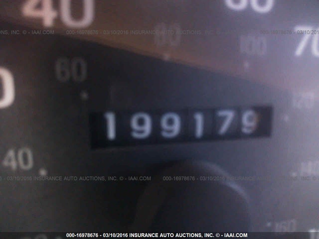 16978676 :رقم المزاد ، 5LMFU28L0WLJ06053 vin ، 1998 Lincoln Navigator مزاد بيع