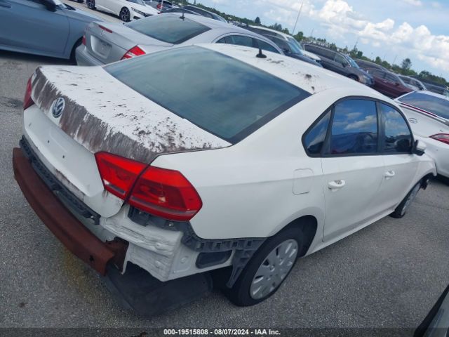 1VWAP7A35EC009149 Volkswagen Passat 2.5l S