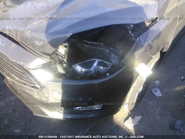 Ford FOCUS SE 2017 1FADP3FE7HL324841 Image 6