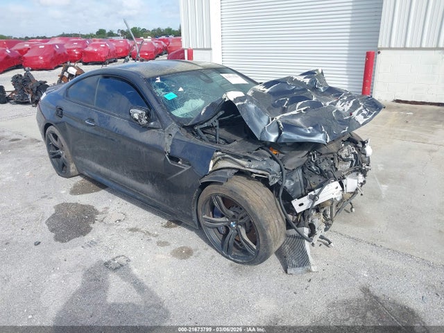 2015 BMW M6 WBSLX9C53FD160663