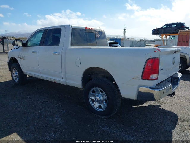 3C6UR5DL8HG601857 RAM 2500 Slt 4x4 6&#039;4 Box