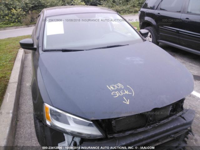 3VWD17AJ9FM215006 Volkswagen Jetta 1.8t Se