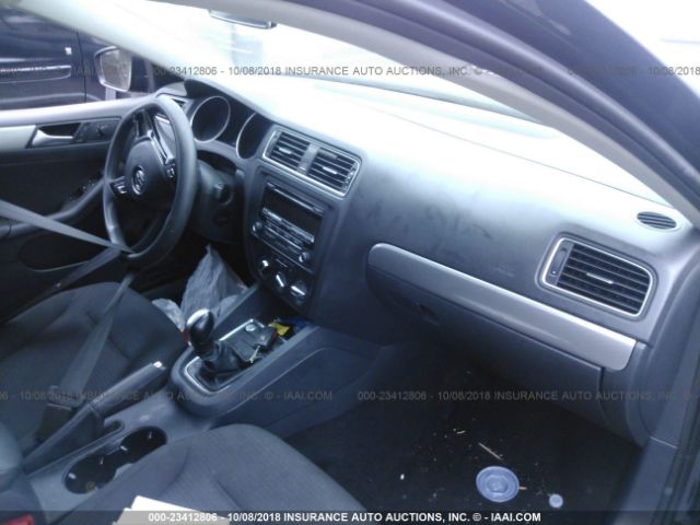 3VWD17AJ9FM215006 Volkswagen Jetta 1.8t Se