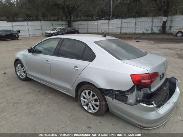 3VW2K7AJXFM216525 Volkswagen Jetta 2.0l S