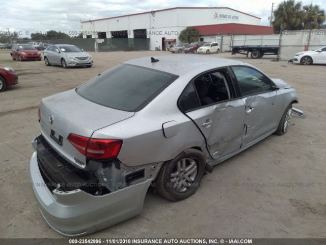 3VW2K7AJXFM216525 Volkswagen Jetta 2.0l S