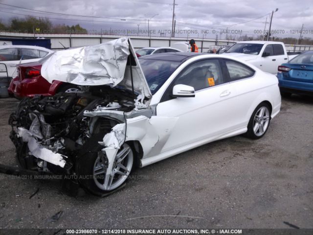 WDDGJ4HBXFG378826 Mercedes-Benz C-class C 250