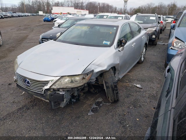 JTHBW1GG2F2088996 Lexus ES 300H