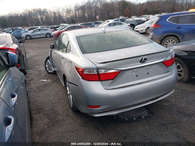 JTHBW1GG2F2088996 Lexus ES 300H