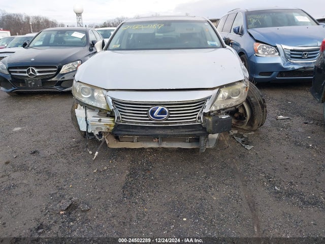 JTHBW1GG2F2088996 Lexus ES 300H
