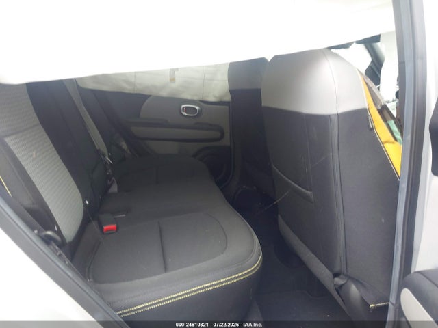 KIA SOUL + 2015 KNDJP3A56F7787788 Image 8
