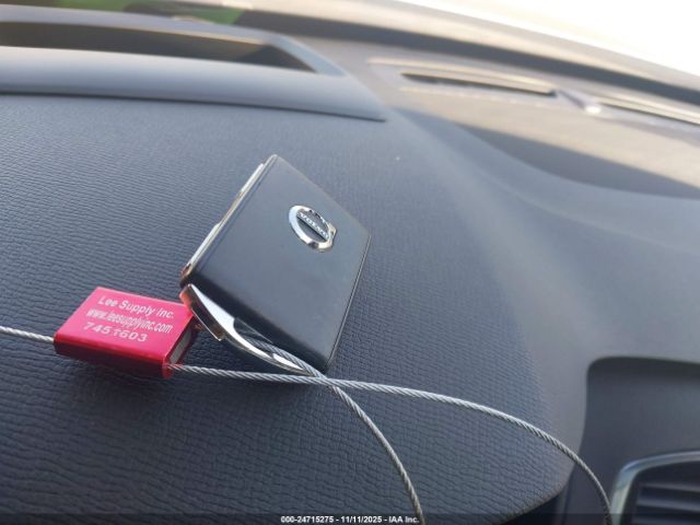 2017 VOLVO XC90 YV4A22PK5H1111566 Photo 10