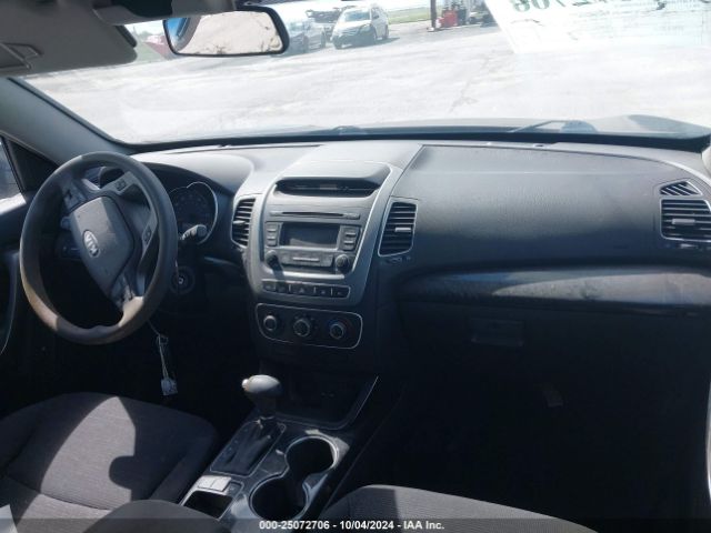 5XYKT3A66FG631570 KIA SORENTO LX
