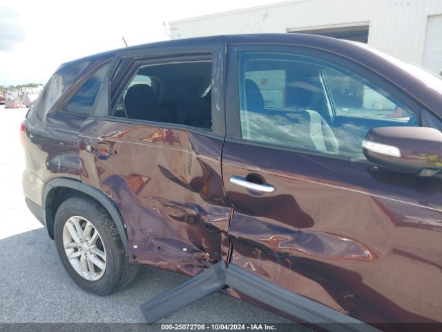 5XYKT3A66FG631570 KIA SORENTO LX