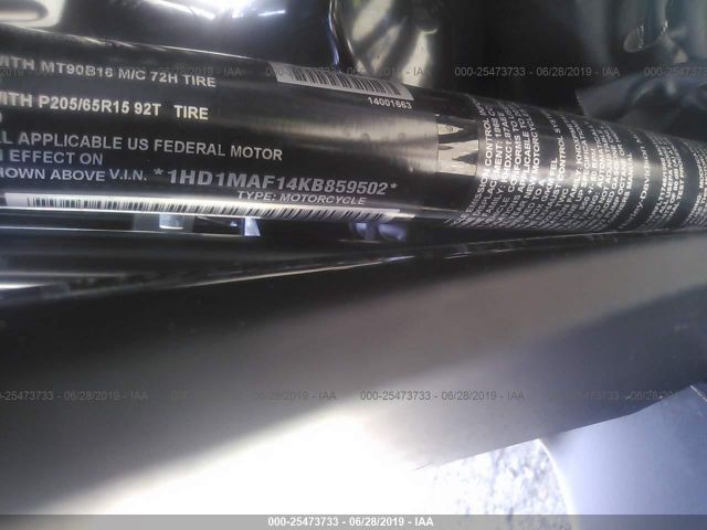 2019 HARLEY-DAVIDSON FLHTCUTG 1HD1MAF14KB859502 Photo 9