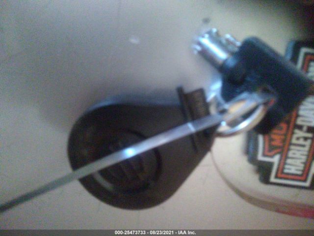 2019 HARLEY-DAVIDSON FLHTCUTG 1HD1MAF14KB859502 Photo 10