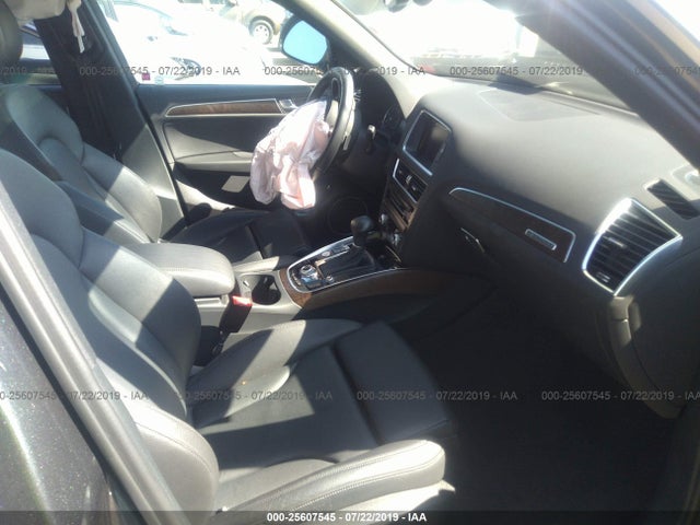 WA1D7AFP9GA077228 Audi Q5 Premium Plus