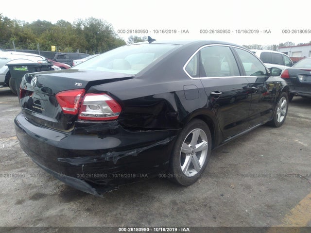 1VWAT7A32EC046221 Volkswagen Passat Wolfsburg Ed