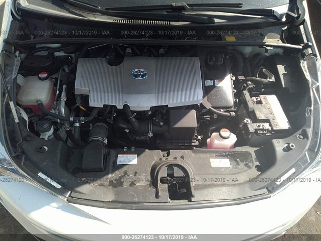 Toyota Prius Two 2016 JTDKBRFU3G3015182 Image 10