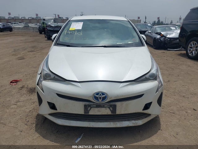 Toyota Prius Two 2016 JTDKBRFU3G3015182 Image 11