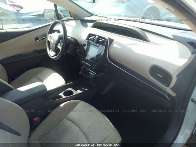 Toyota Prius Two 2016 JTDKBRFU3G3015182 Image 5