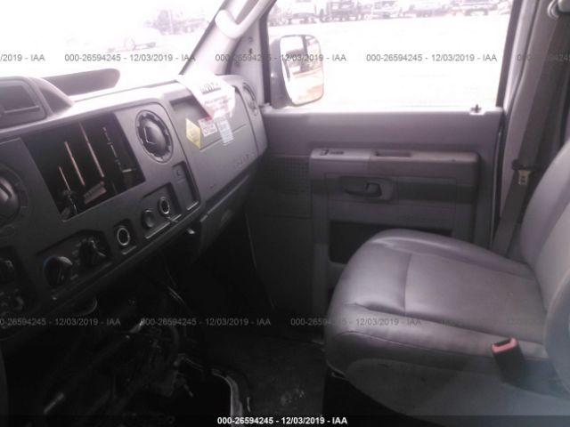 2011 FORD E-350 SUPER DUTY 1FTSS3EL0BDA34412 Photo 4
