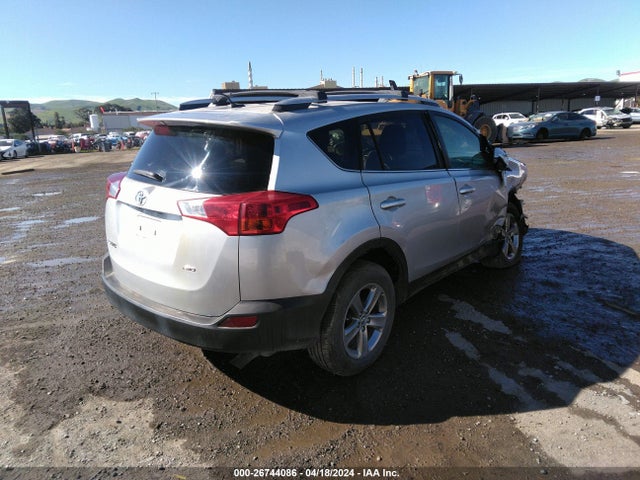 Toyota Rav4 Xle 2015 JTMRFREV8FD112951 Image 4