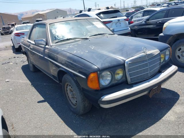 1982 MERCEDES-BENZ 300 WDBAB53A7CB000357