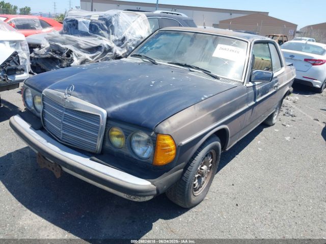 1982 MERCEDES-BENZ 300 WDBAB53A7CB000357 Photo 1