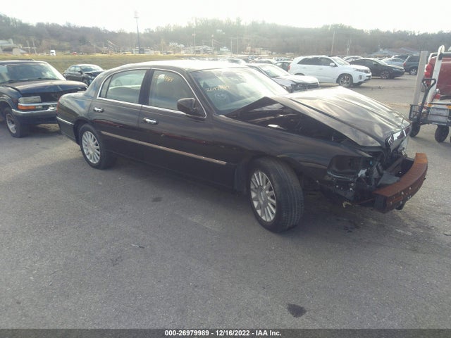 Lincoln Town Car Executive 2003 1LNHM81W73Y634870 zdjęcie główne