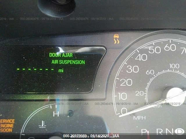 Lincoln Town Car Executive 2003 1LNHM81W73Y634870 Image 7