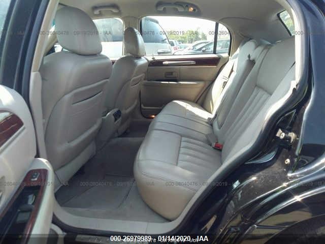 Lincoln Town Car Executive 2003 1LNHM81W73Y634870 Image 8