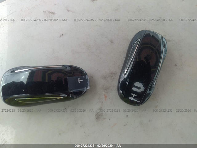 2019 Tesla Model X, VIN: 5YJXCDE44KF187823