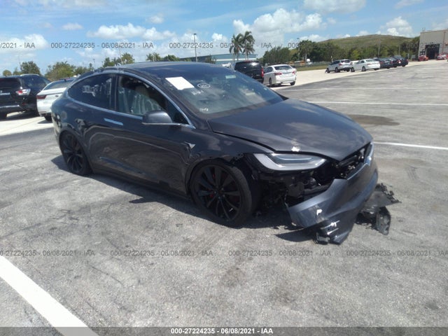 2019 Tesla Model X, VIN: 5YJXCDE44KF187823