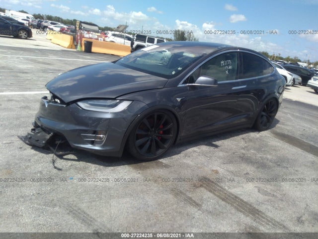 2019 Tesla Model X, VIN: 5YJXCDE44KF187823