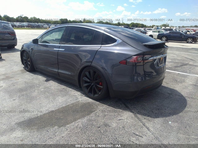 2019 Tesla Model X, VIN: 5YJXCDE44KF187823
