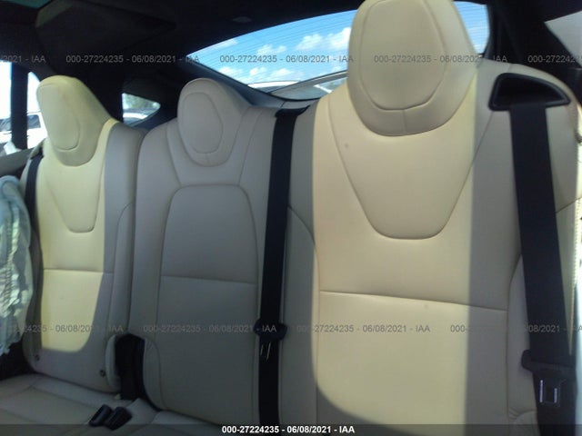 2019 Tesla Model X, VIN: 5YJXCDE44KF187823