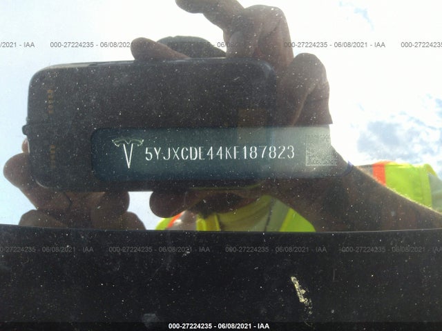2019 Tesla Model X, VIN: 5YJXCDE44KF187823